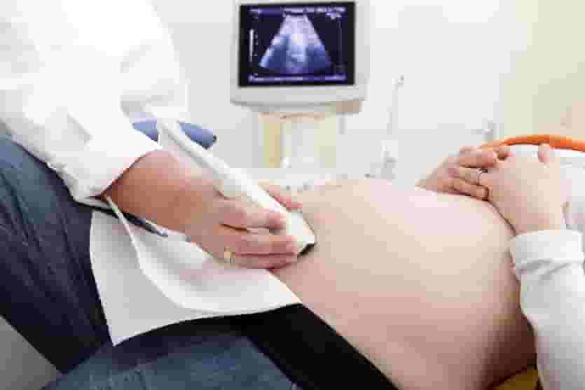 اخصائية امراض نساء وتوليد